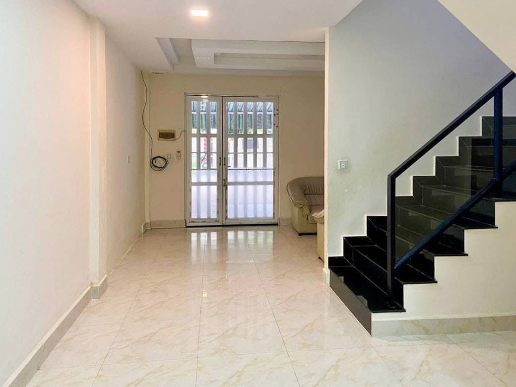 Sen Sok Maison en rangée À vendre à Sen Sok