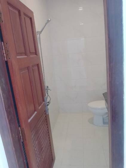 4 Bedrooms Řadový dům Na prodej