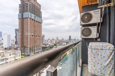 Time Square 3 | $550 Condo