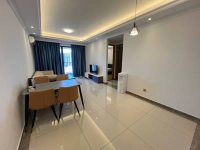 R&F CITY | Zařízeno Condo K pronájmu