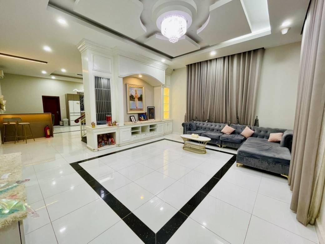 Villa Jumelle 4 chambres À vendre pour $230,000