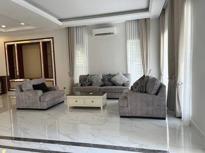 6 Bedrooms Villa For Rent for $4,200