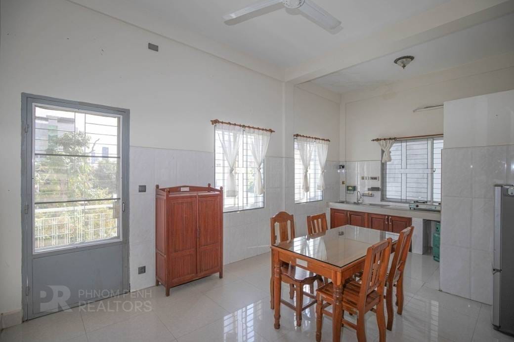 Flat House K pronájmu in Boeng Reang, Daun Penh, Phnom Penh