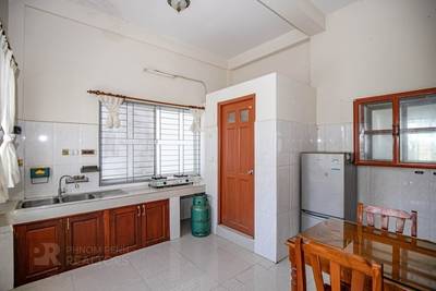 Zařízeno Flat House K pronájmu