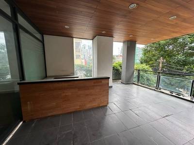 213 sqm Living Size Kanceláře K pronájmu in Daun Penh