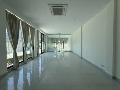 Boeung Kak 1 Building For Rent in Boeung Kak 1