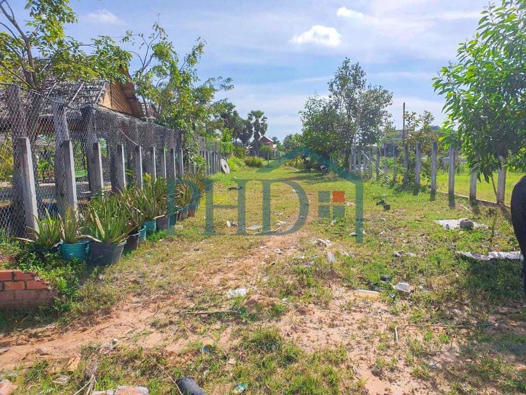Lot À vendre de 216 m² de terrain
