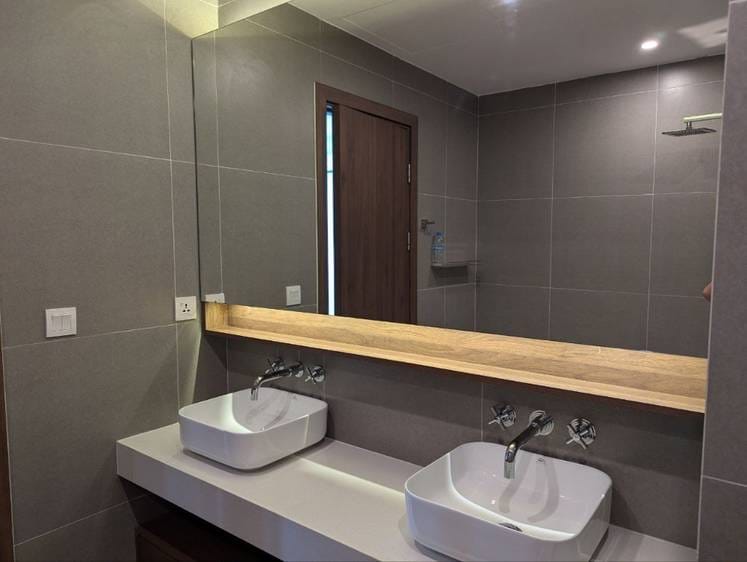 2 Bedrooms Condo For Rent for $1,500