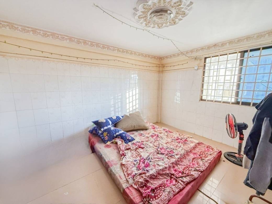 Toul Kork Flat House Na prodej in Toul Kork