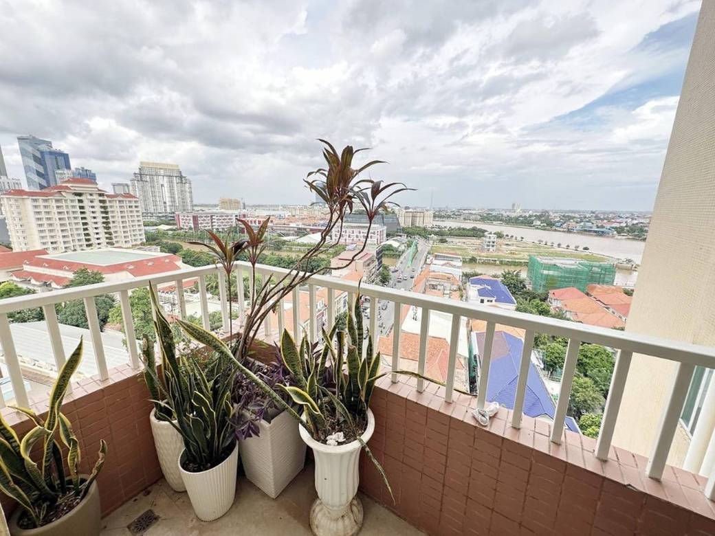 Tonle Bassac Condo Na prodej in Tonle Bassac