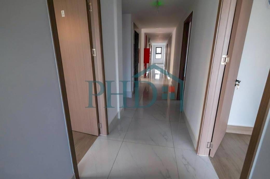 Hotel For Rent with 1 Parking Space