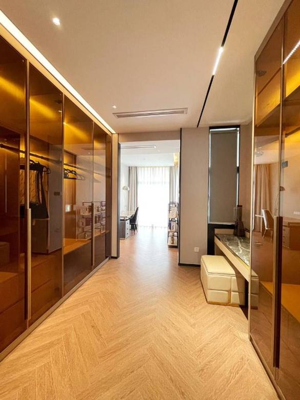 94.4 sqm Living Size Villa For Sale in Sen Sok