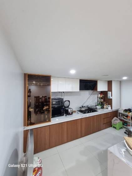 带2个停车位的排屋出售