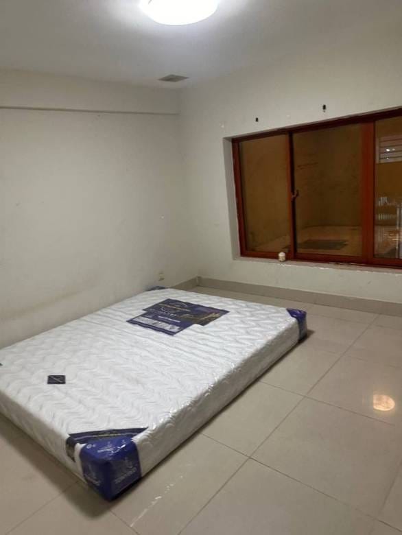 88 sqm Land Size Shophouse K pronájmu
