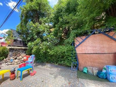 703 sqm Land Size Shophouse K pronájmu