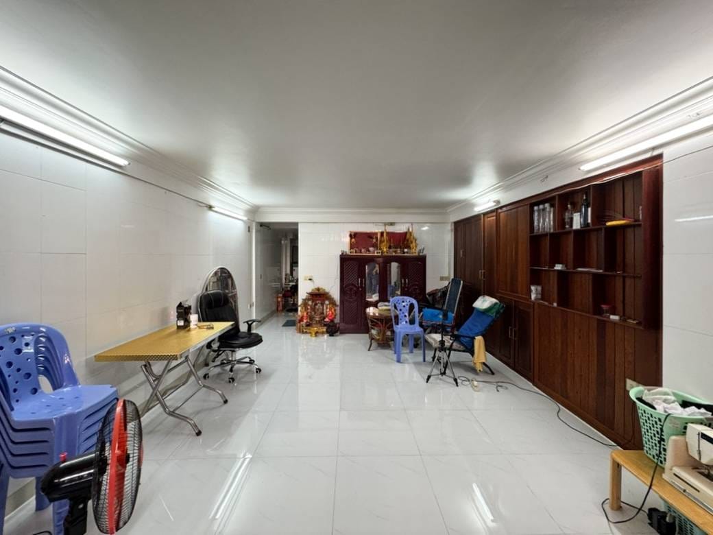 Phsar Depou II Shophouse For Sale & Rent in Phsar Depou II