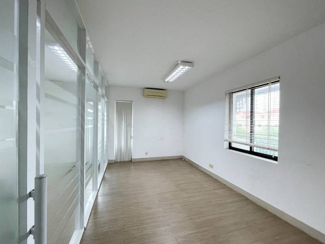 Daun Penh Budova For Sale & Rent in Daun Penh