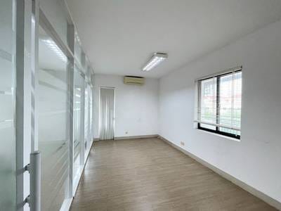 Daun Penh Budova For Sale & Rent in Daun Penh