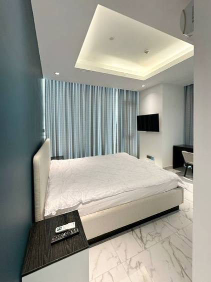 J Tower 2 Condominium | 2 Bedrooms Condo For Sale & Rent for $300,000