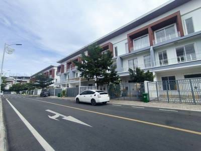 $210,000 联排住宅
