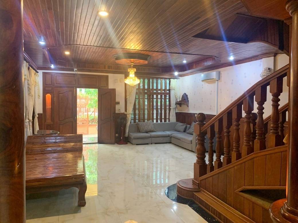 Villa For Sale in Chroy Changvar, Chroy Changvar, Phnom Penh