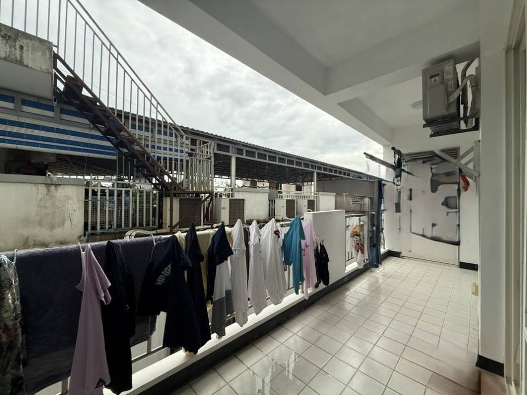 $100,000 Condo