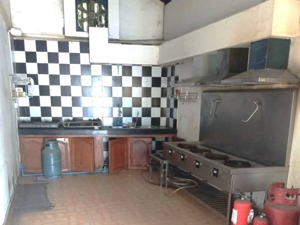 3 Bedrooms Shophouse K pronájmu for $2,300