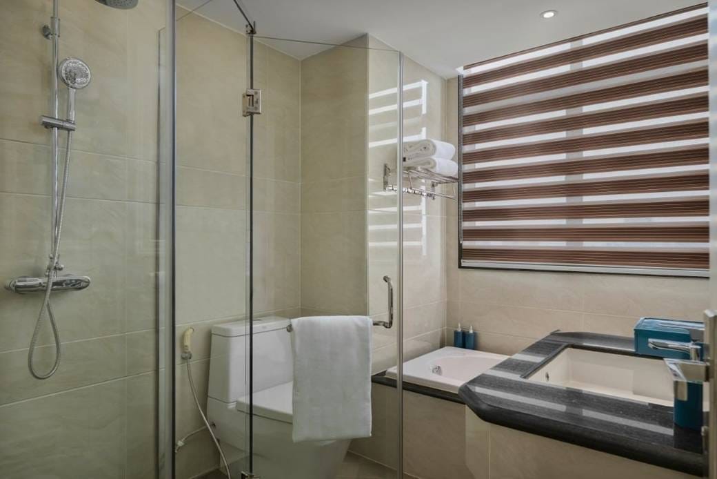 Wyndham Grand Phnom Penh Capital | Srah Chak Serviced Apartment For Rent in Srah Chak