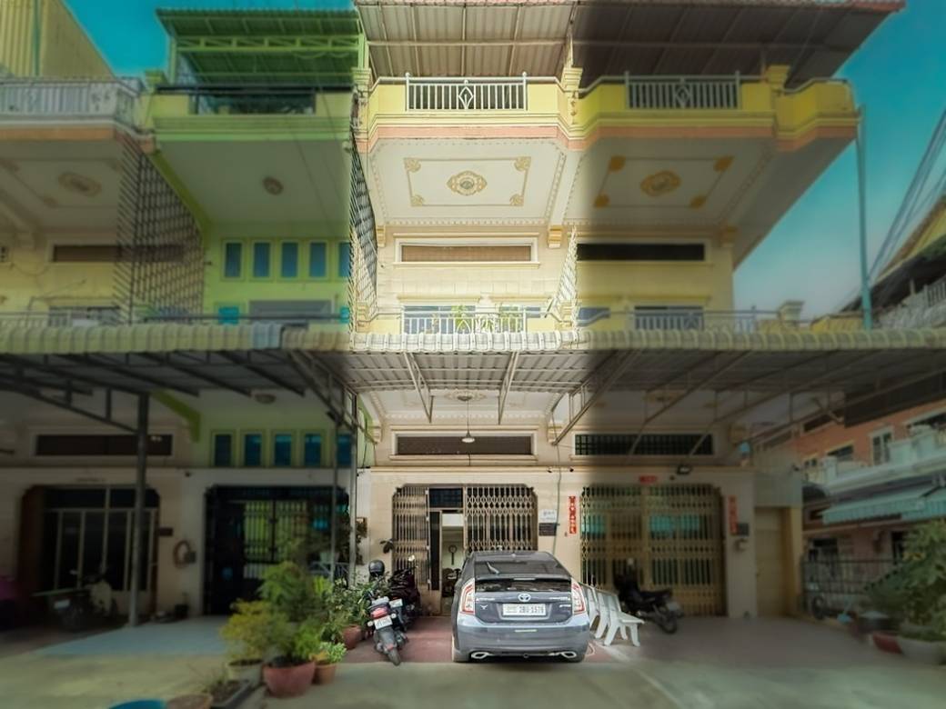 $150,000 Flat House