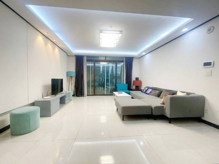 Condo For Rent in BKK 1, Boeng Keng Kang, Phnom Penh