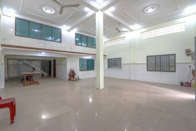 10卧室店屋出租，价格$2,500
