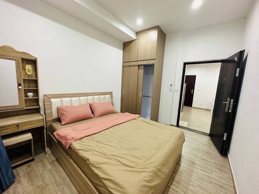 $8,000 建筑