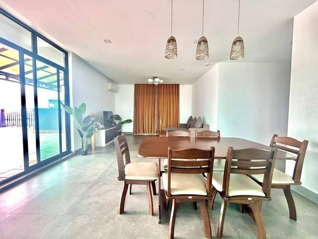 Penthouse K pronájmu in Chamkarmon $2,200