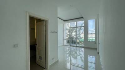 5 Bedrooms Shophouse K pronájmu for $600