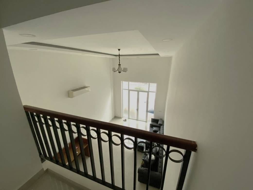 6 Bedrooms Shophouse K pronájmu for $2,000
