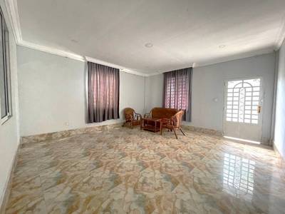 4 Bedrooms Byt K pronájmu for $550