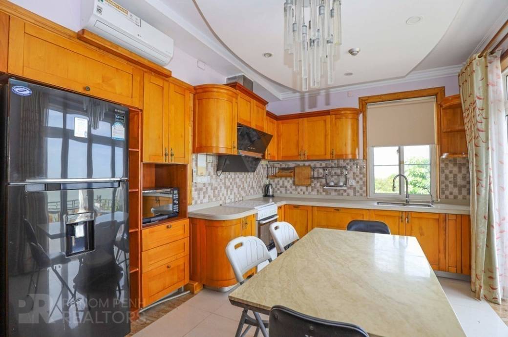 Appartement À louer de 110 m² de terrain