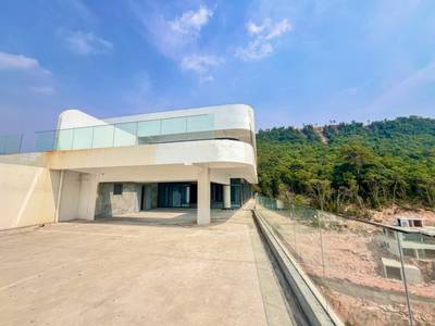 Platinum Coast | 2 Bedrooms Penthouse Na prodej for $1,500,000
