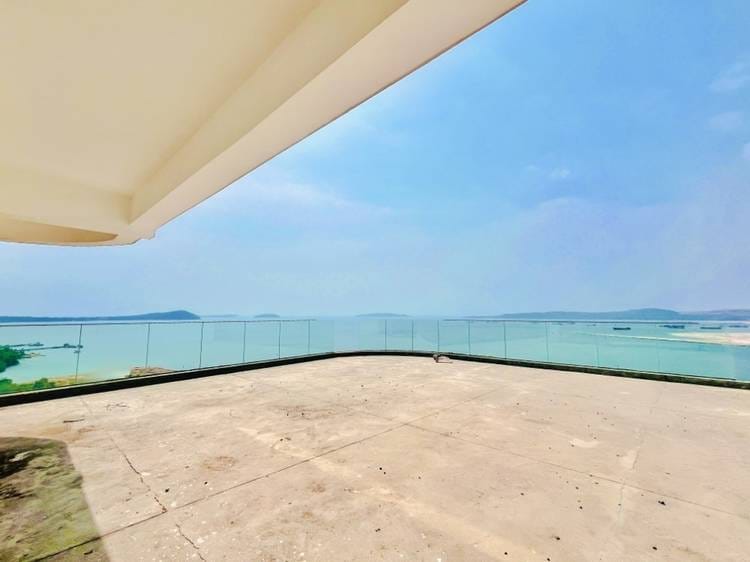 Penthouse s výhledem na moře na prodej v Ream, Sihanoukville | Platinum Coast