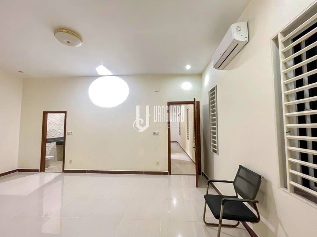 Villa For Rent in Boeung Kak 2, Toul Kork, Phnom Penh