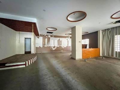 1,000 sqm Land Size Vila K pronájmu