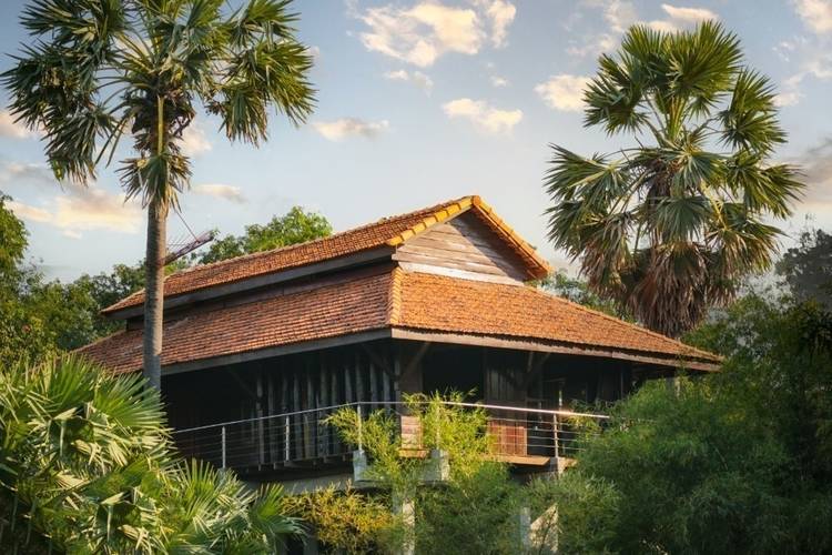 Land For Sale in Koh Dach, Chroy Changvar, Phnom Penh