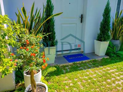$1,300 Villa