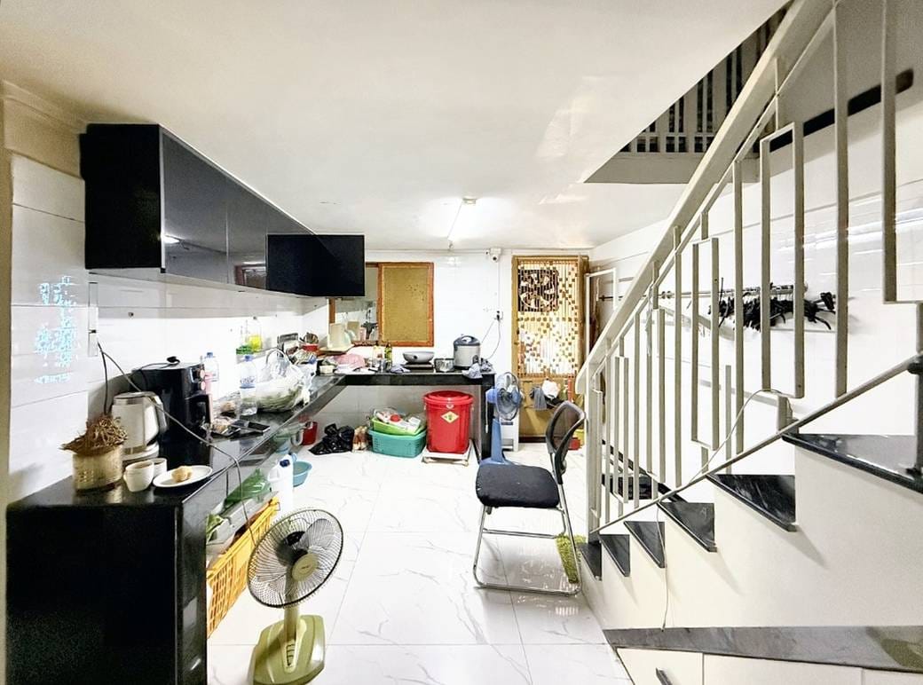 店屋出售，位于乌亚西2分区, 马卡拉区, 金边