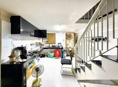 店屋出售，位于乌亚西2分区, 马卡拉区, 金边