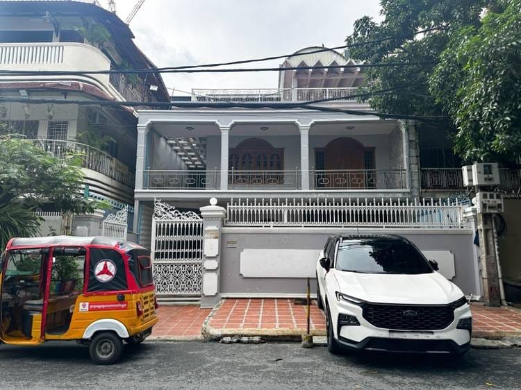 Вилла Для Аренды in Boeng Reang, Daun Penh, Phnom Penh