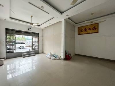Chamkarmon店屋出租，价格$2,800