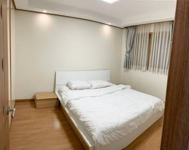 De Castle Royal Condominium | Кондоминиум Для Аренды in Boeng Keng Kang $650