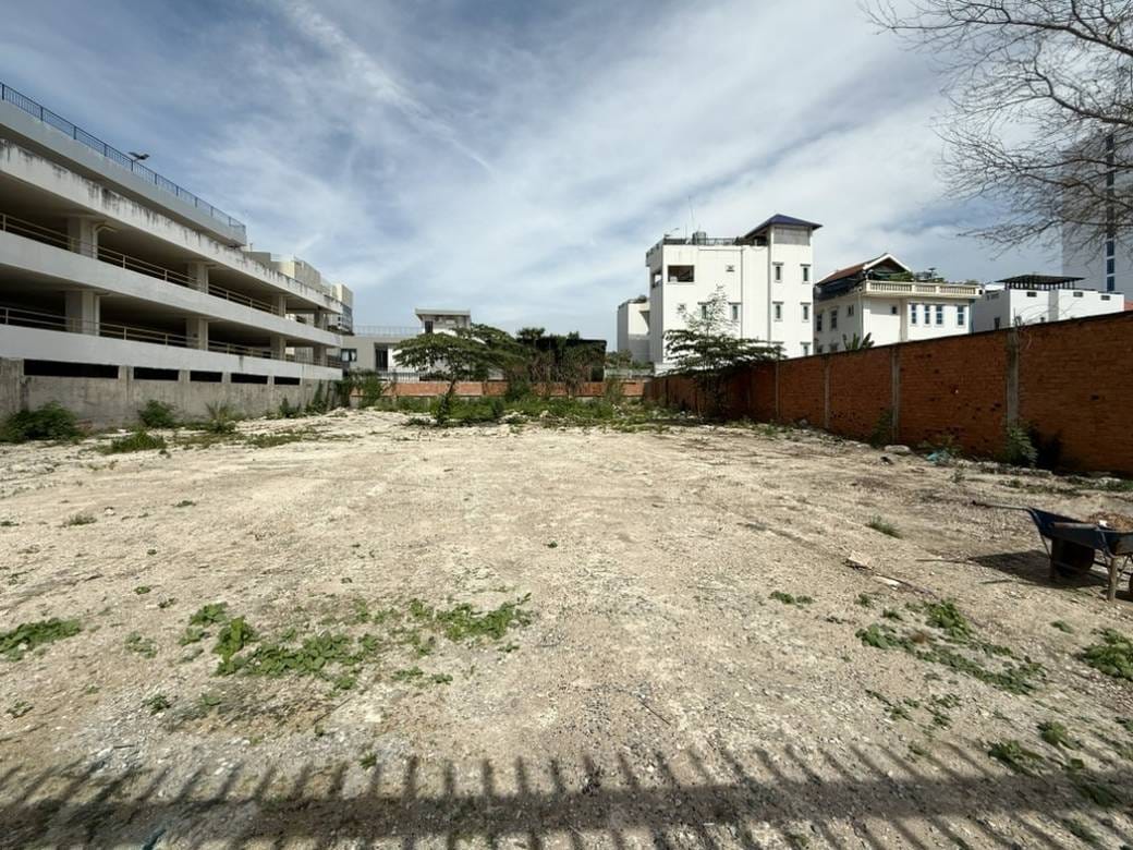 Chroy Changvar Lot For Sale in Chroy Changvar