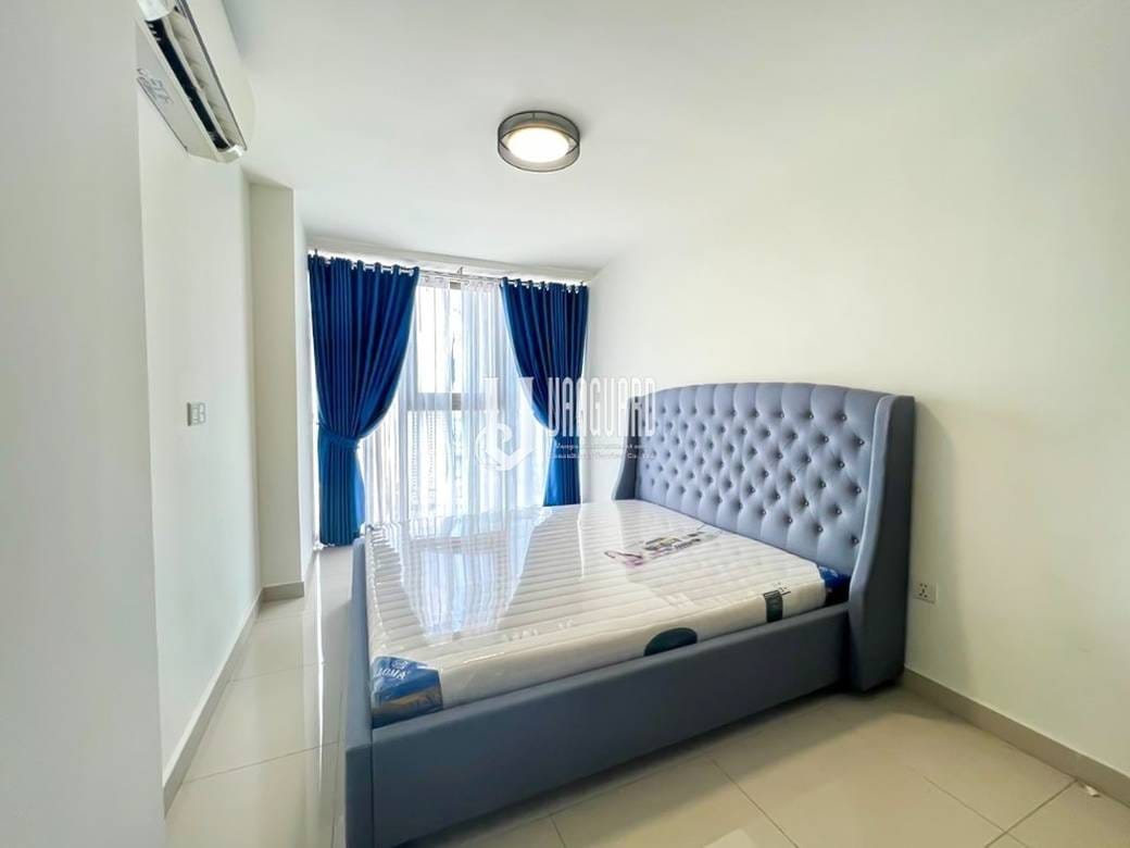 Condo For Rent in Tonle Bassac, Chamkarmon, Phnom Penh